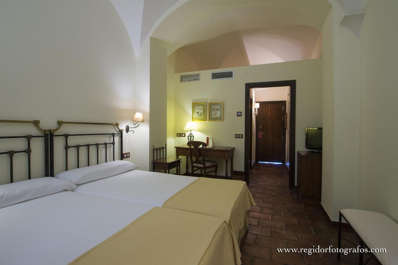 Hospedium Hotel Cortijo Santa Cruz فيلانيوفا دي لا سيرينا المظهر الخارجي الصورة