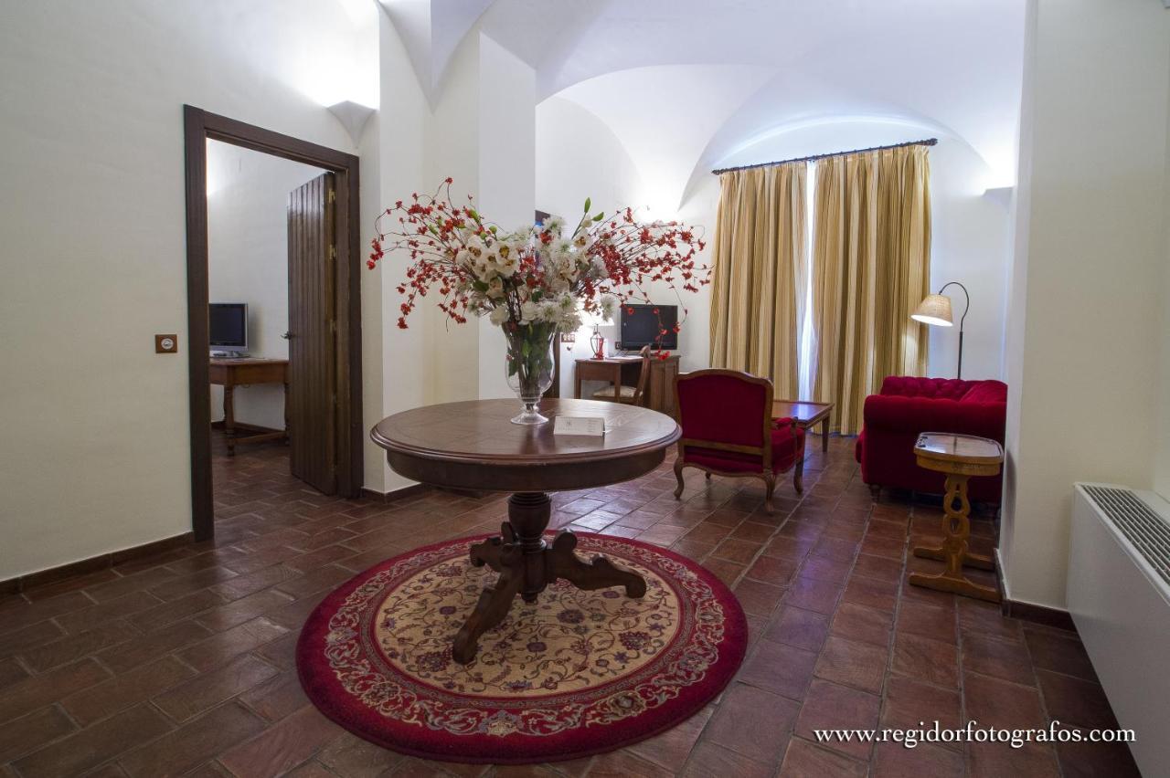 Hospedium Hotel Cortijo Santa Cruz فيلانيوفا دي لا سيرينا المظهر الخارجي الصورة